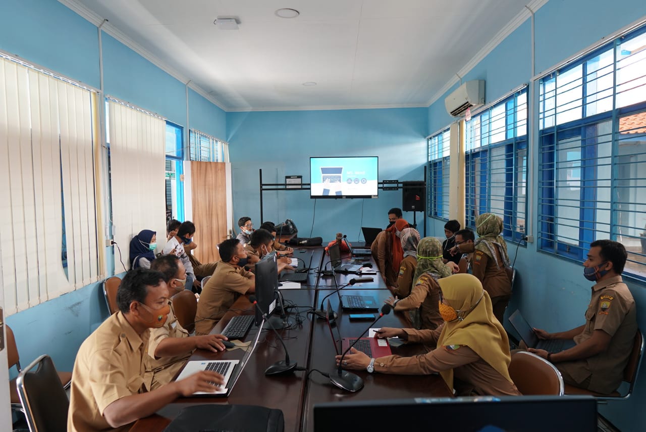 Pegawai Diskominfosanditik Harus Bisa E Office Kabupaten Sumedang