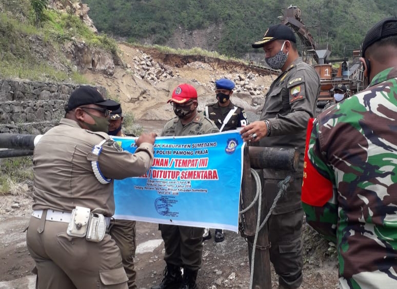 Satpol Pp Segel 5 Galian C Di Tampomas Kabupaten Sumedang